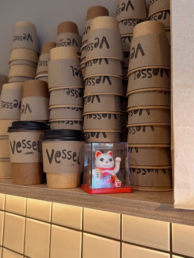 Vasos de Vessel apilados